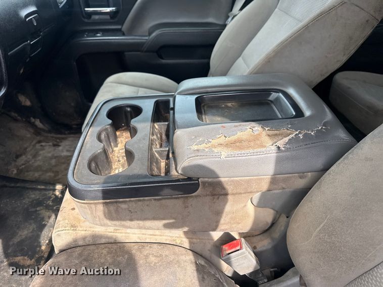 image for item DQ4362 2015 Chevrolet Silverado 3500HD Crew Cab flatbed pickup truck