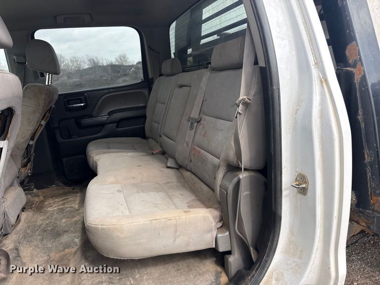 image for item DQ4362 2015 Chevrolet Silverado 3500HD Crew Cab flatbed pickup truck