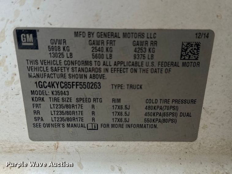 image for item DQ4362 2015 Chevrolet Silverado 3500HD Crew Cab flatbed pickup truck