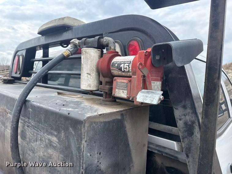 image for item DQ4363 2017 Chevrolet Silverado 3500HD Crew Cab flatbed pickup truck