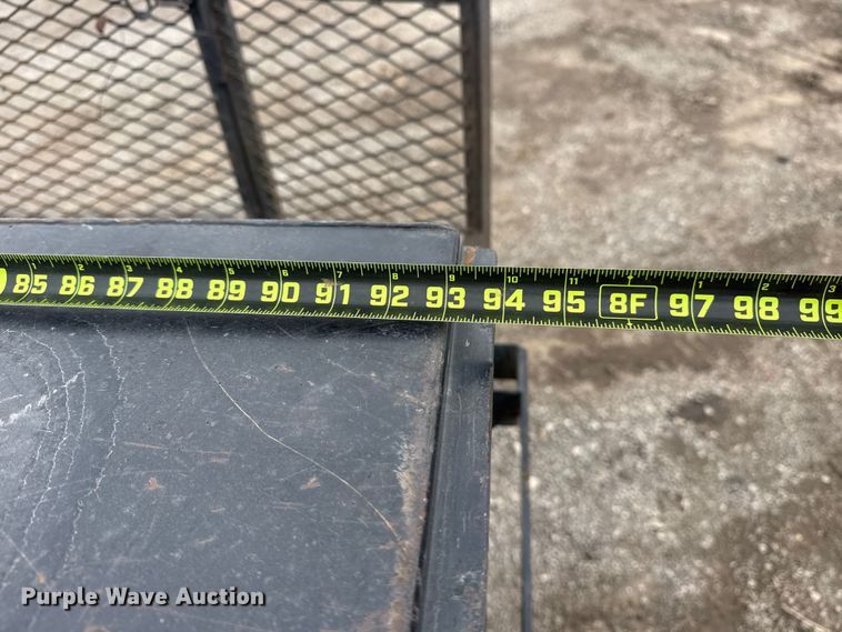 image for item DQ4363 2017 Chevrolet Silverado 3500HD Crew Cab flatbed pickup truck