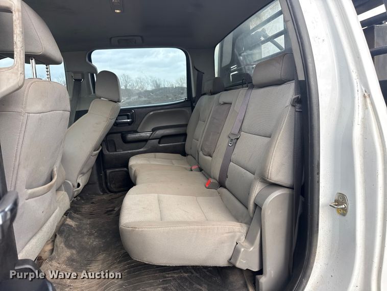 image for item DQ4363 2017 Chevrolet Silverado 3500HD Crew Cab flatbed pickup truck