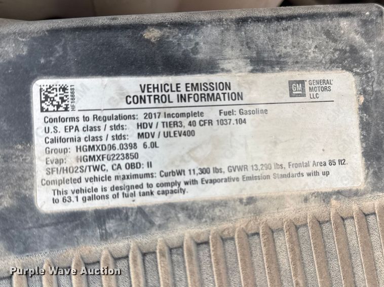 image for item DQ4363 2017 Chevrolet Silverado 3500HD Crew Cab flatbed pickup truck