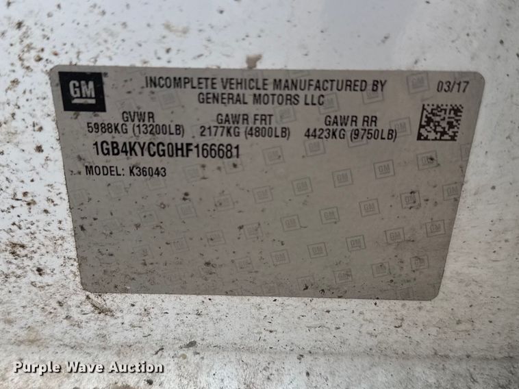 image for item DQ4363 2017 Chevrolet Silverado 3500HD Crew Cab flatbed pickup truck