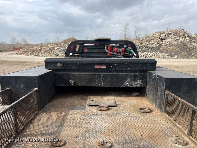 image for item DQ4364 2016 Chevrolet Silverado 3500HD Crew Cab flatbed pickup truck