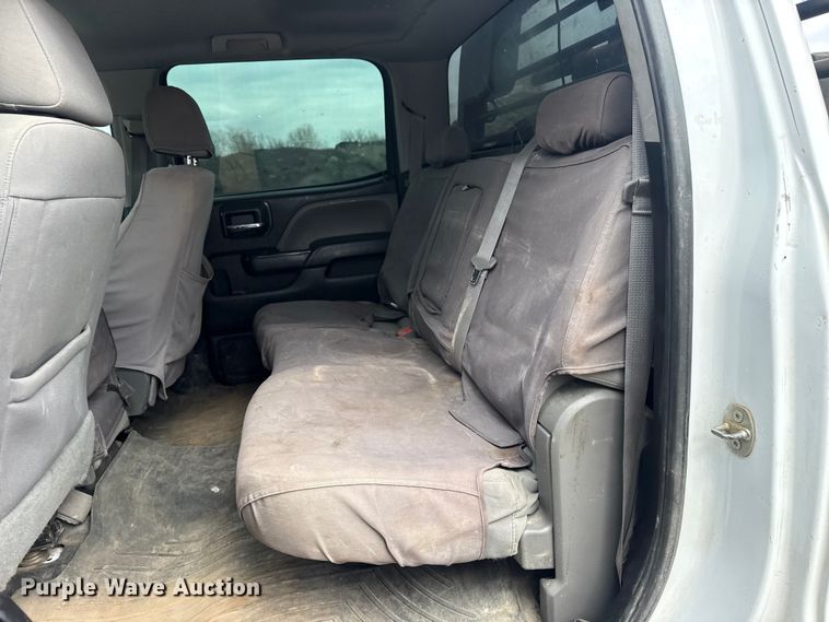 image for item DQ4364 2016 Chevrolet Silverado 3500HD Crew Cab flatbed pickup truck