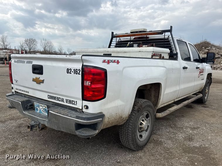 image for item DQ4365 2015 Chevrolet Silverado 2500HD Crew Cab pickup truck