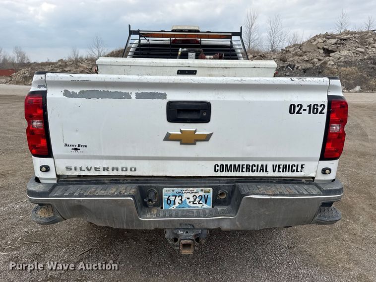 image for item DQ4365 2015 Chevrolet Silverado 2500HD Crew Cab pickup truck