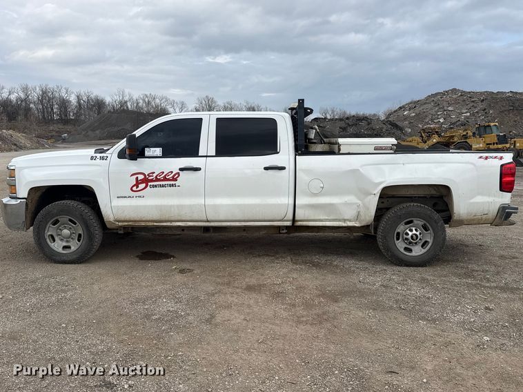 image for item DQ4365 2015 Chevrolet Silverado 2500HD Crew Cab pickup truck