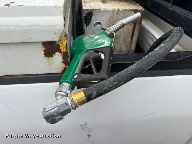 image for item DQ4365 2015 Chevrolet Silverado 2500HD Crew Cab pickup truck