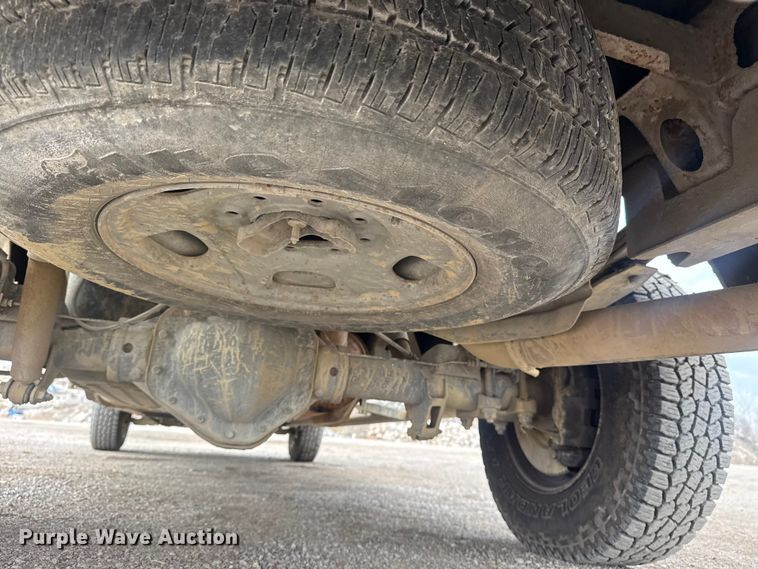 image for item DQ4365 2015 Chevrolet Silverado 2500HD Crew Cab pickup truck