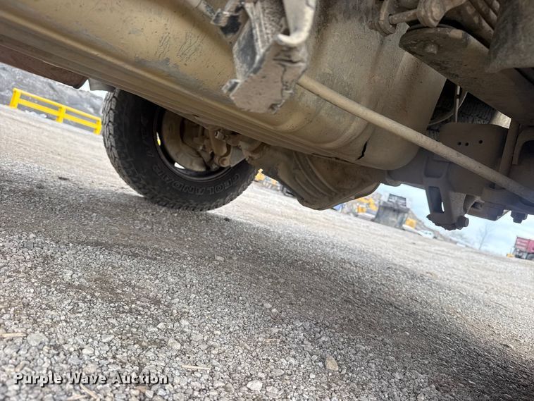 image for item DQ4365 2015 Chevrolet Silverado 2500HD Crew Cab pickup truck