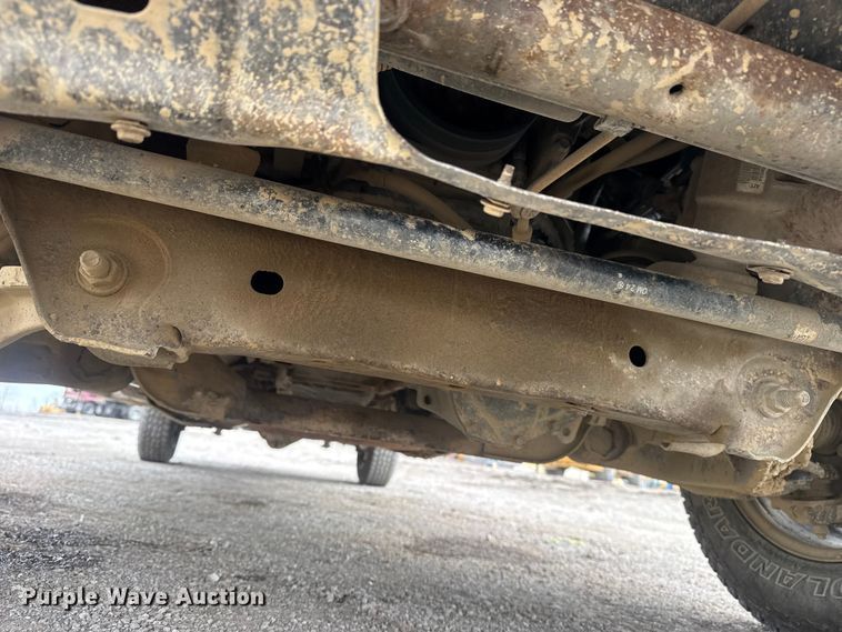 image for item DQ4365 2015 Chevrolet Silverado 2500HD Crew Cab pickup truck