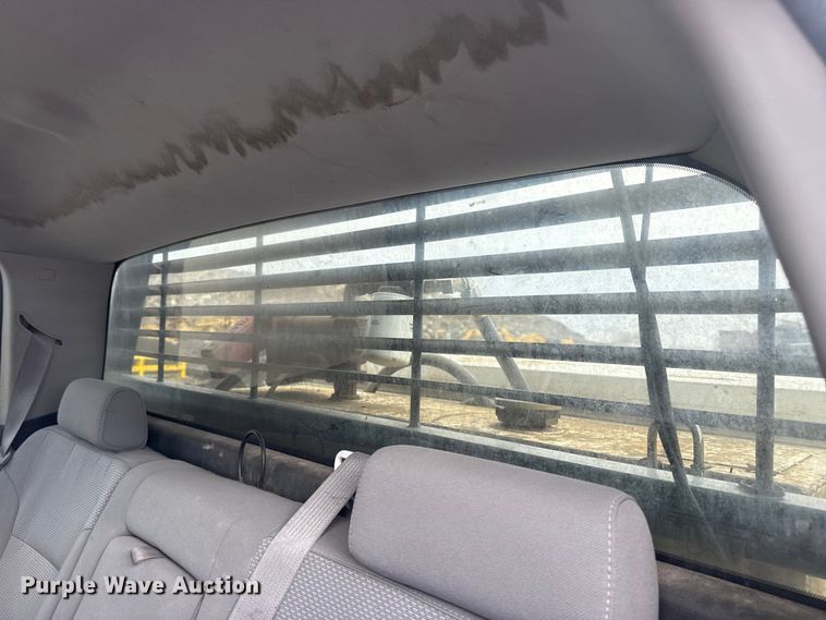 image for item DQ4365 2015 Chevrolet Silverado 2500HD Crew Cab pickup truck