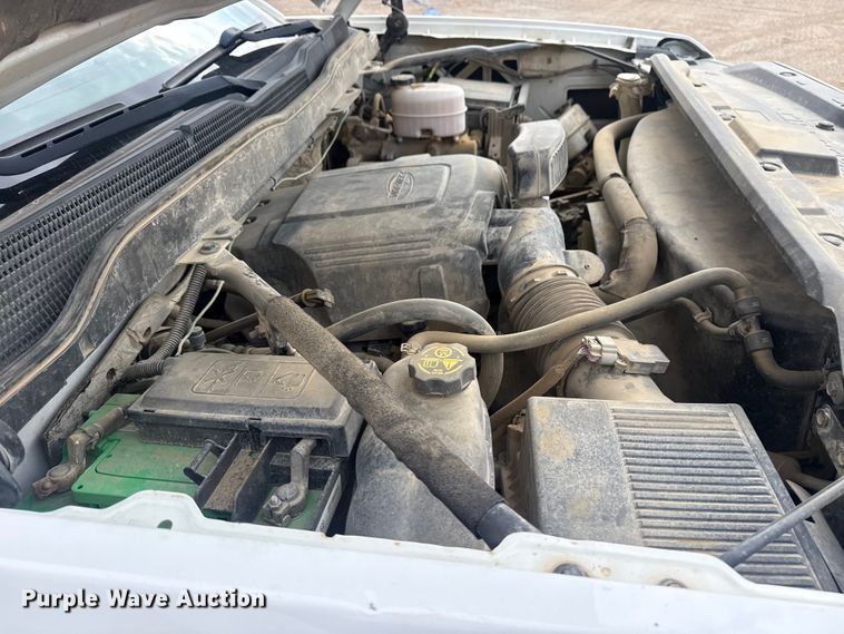 image for item DQ4365 2015 Chevrolet Silverado 2500HD Crew Cab pickup truck