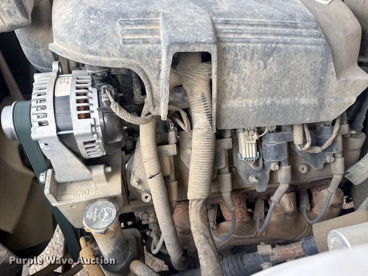 image for item DQ4365 2015 Chevrolet Silverado 2500HD Crew Cab pickup truck