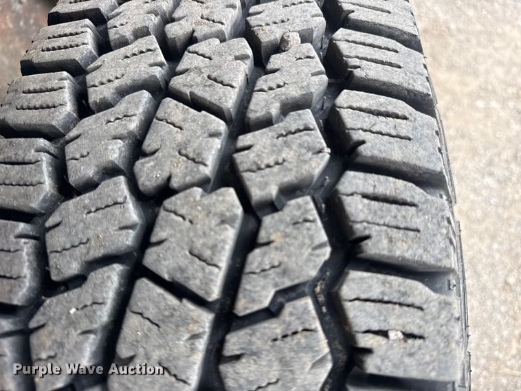 image for item DQ4365 2015 Chevrolet Silverado 2500HD Crew Cab pickup truck