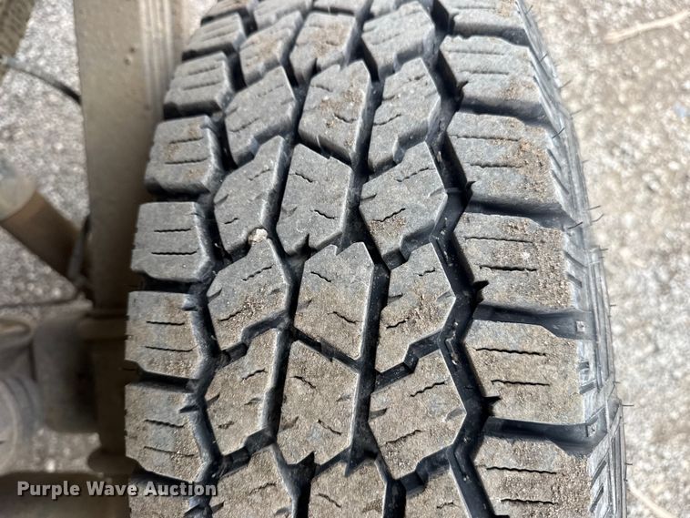 image for item DQ4365 2015 Chevrolet Silverado 2500HD Crew Cab pickup truck