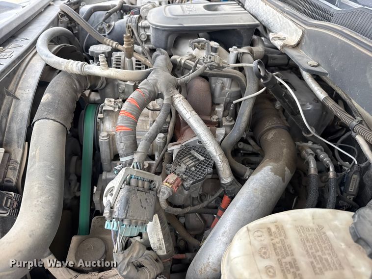 image for item DQ4366 2015 Chevrolet Silverado 3500HD Crew Cab flatbed pickup truck