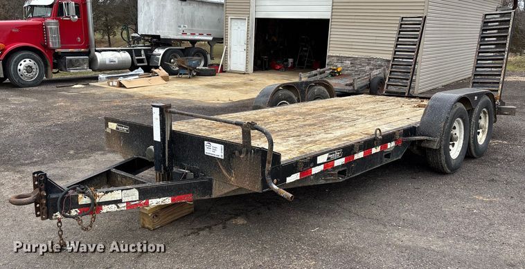 image for item DT0021 2009 Mac-Lander equipment trailer