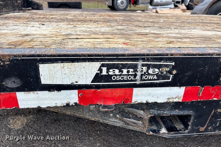 image for item DT0021 2009 Mac-Lander equipment trailer