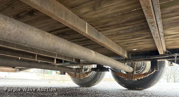 image for item DT0021 2009 Mac-Lander equipment trailer