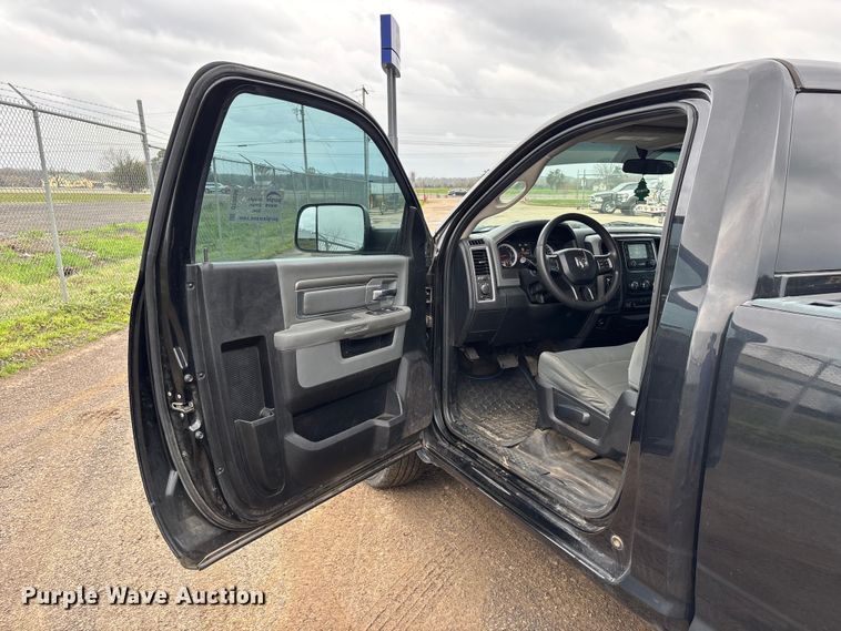 image for item DT0056 2018 RAM 1500 pickup truck