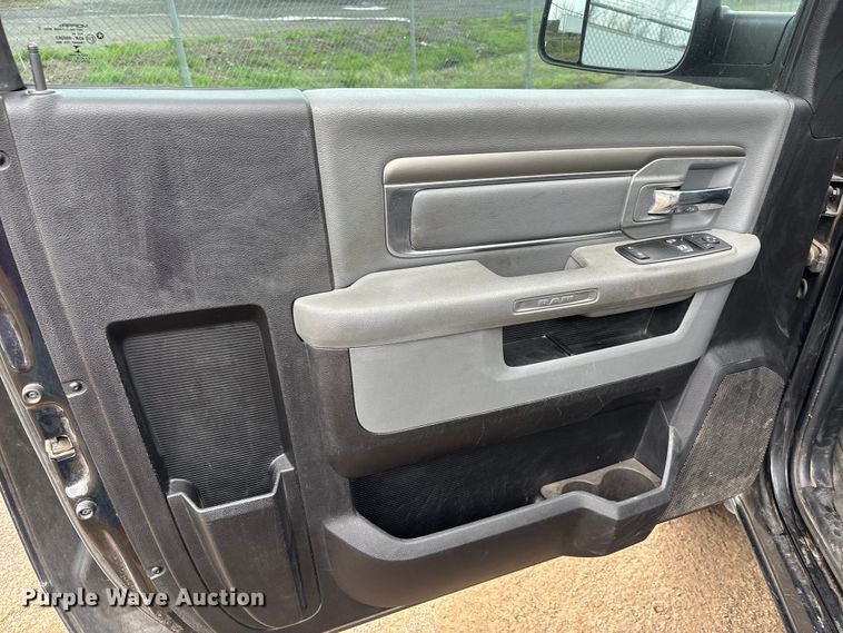 image for item DT0056 2018 RAM 1500 pickup truck