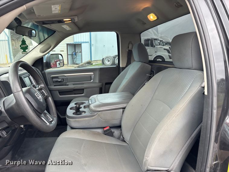 image for item DT0056 2018 RAM 1500 pickup truck