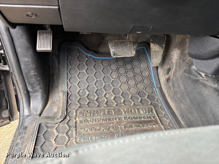 image for item DT0056 2018 RAM 1500 pickup truck