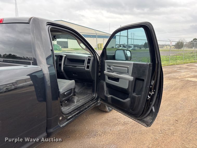 image for item DT0056 2018 RAM 1500 pickup truck