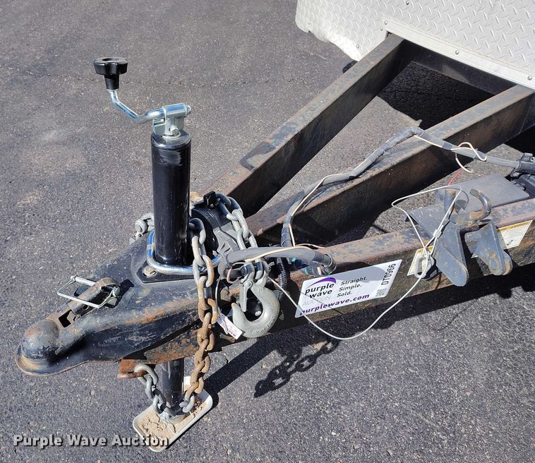 image for item DT0966 2014 Forest River enclosed cargo trailer