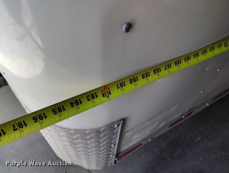 image for item DT0966 2014 Forest River enclosed cargo trailer