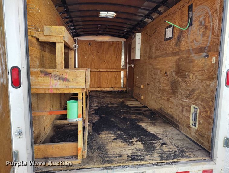 image for item DT0966 2014 Forest River enclosed cargo trailer
