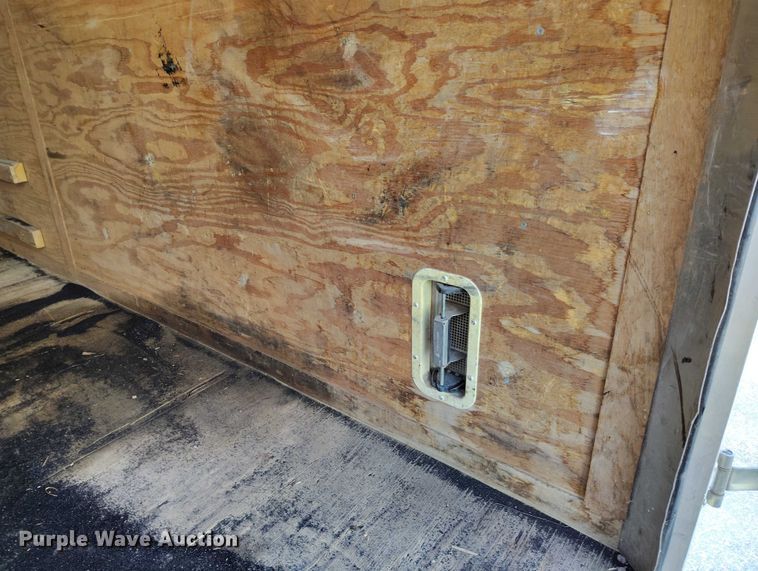 image for item DT0966 2014 Forest River enclosed cargo trailer