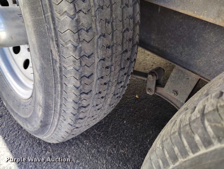 image for item DT0966 2014 Forest River enclosed cargo trailer