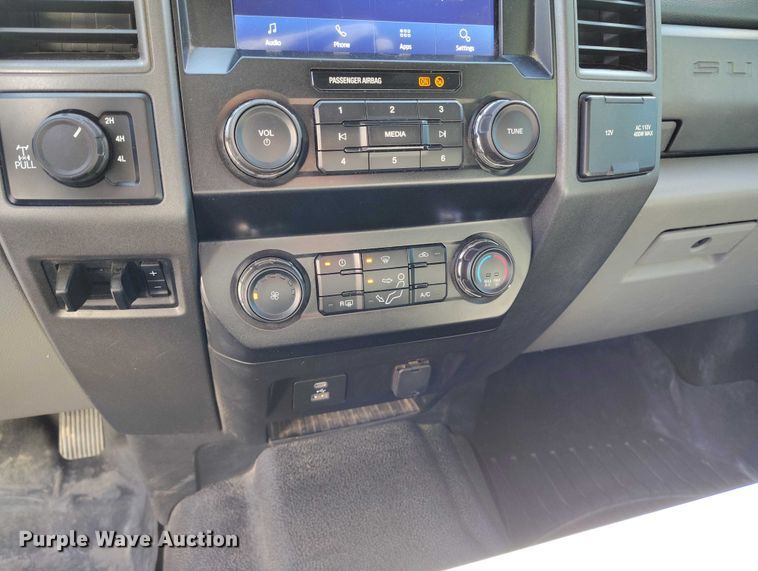 image for item DT0967 2021 Ford F250 Super Duty Ext. Cab pickup truck