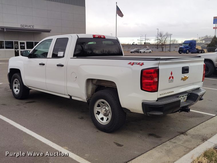 image for item DT0977 2019 Chevrolet Silverado 1500 Ext. Cab pickup truck