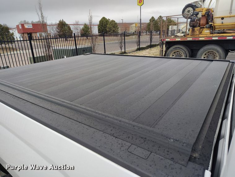 image for item DT0977 2019 Chevrolet Silverado 1500 Ext. Cab pickup truck