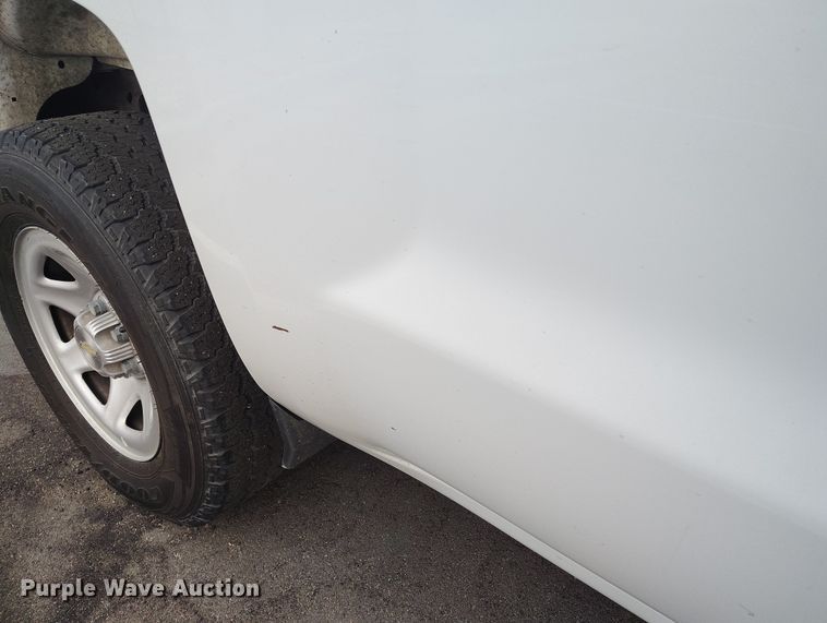 image for item DT0977 2019 Chevrolet Silverado 1500 Ext. Cab pickup truck