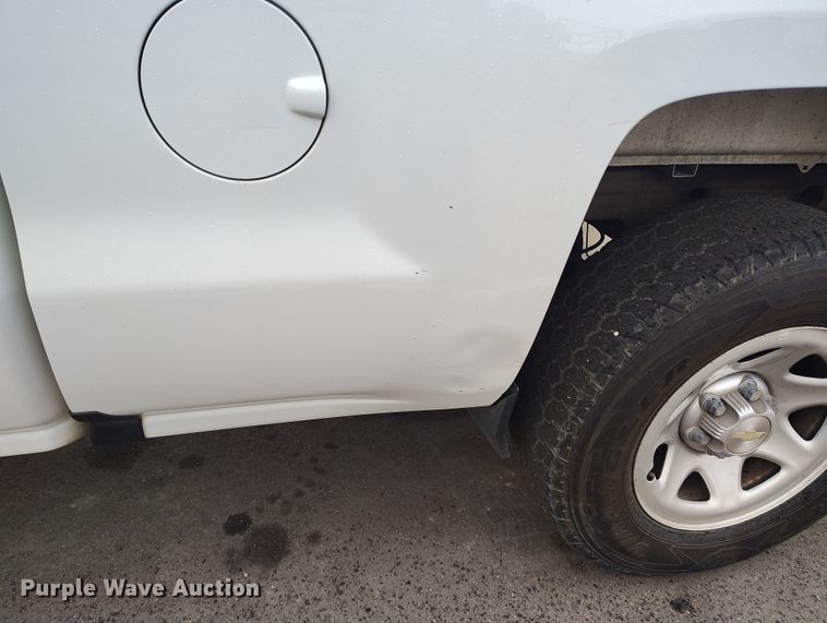 image for item DT0977 2019 Chevrolet Silverado 1500 Ext. Cab pickup truck