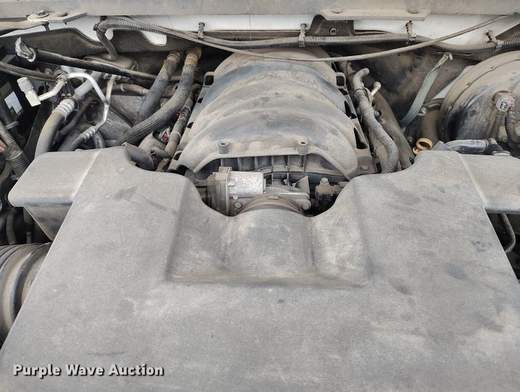 image for item DT0977 2019 Chevrolet Silverado 1500 Ext. Cab pickup truck