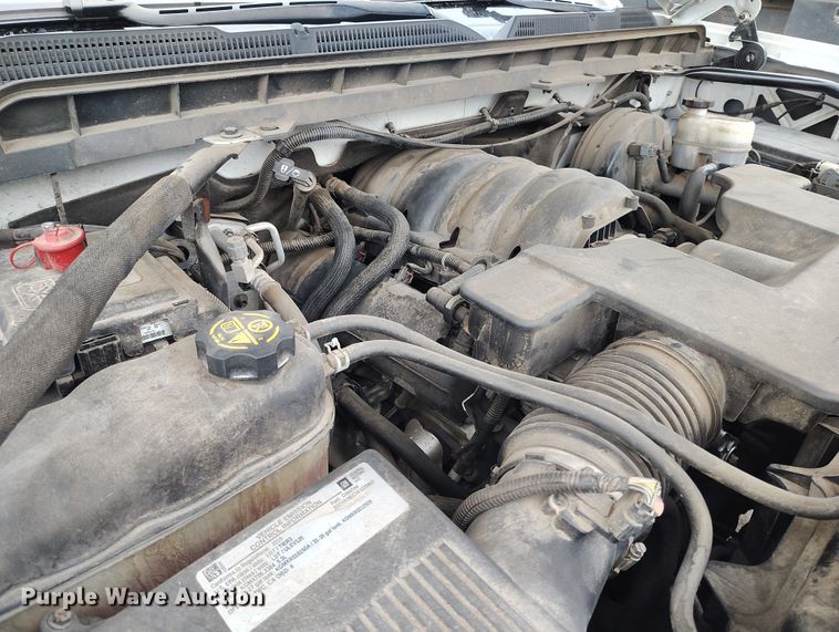 image for item DT0977 2019 Chevrolet Silverado 1500 Ext. Cab pickup truck