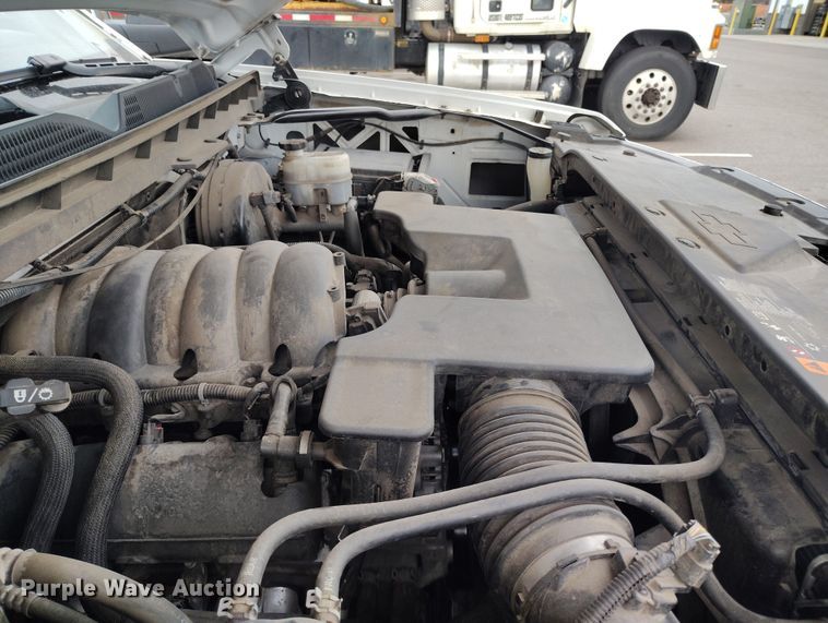 image for item DT0977 2019 Chevrolet Silverado 1500 Ext. Cab pickup truck