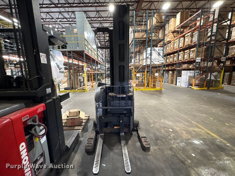 image for item DT2852 2018 Crown RM6025-45 reach truck