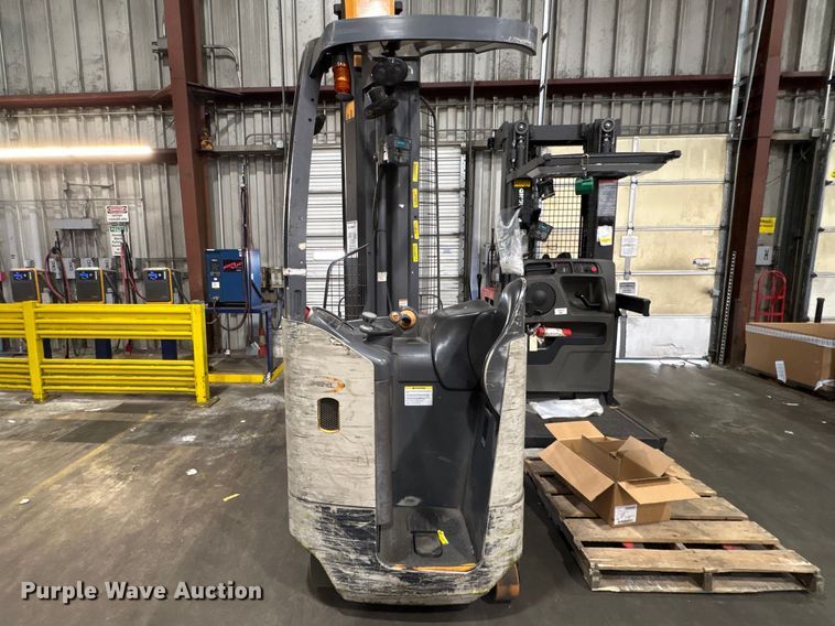 image for item DT2852 2018 Crown RM6025-45 reach truck