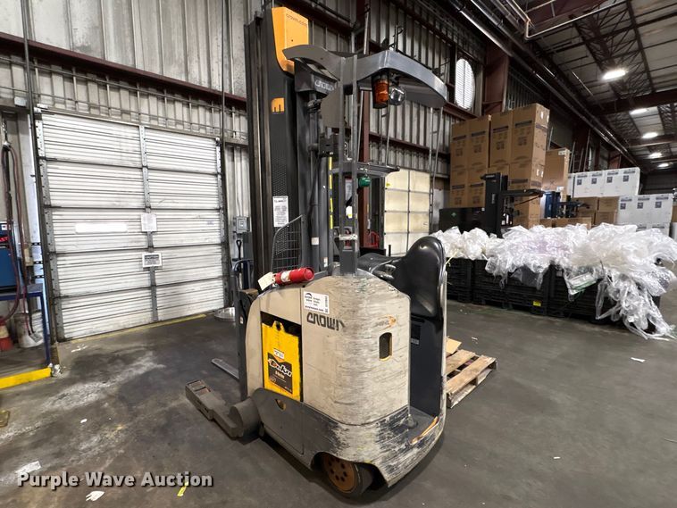 image for item DT2852 2018 Crown RM6025-45 reach truck