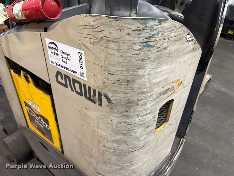 image for item DT2852 2018 Crown RM6025-45 reach truck