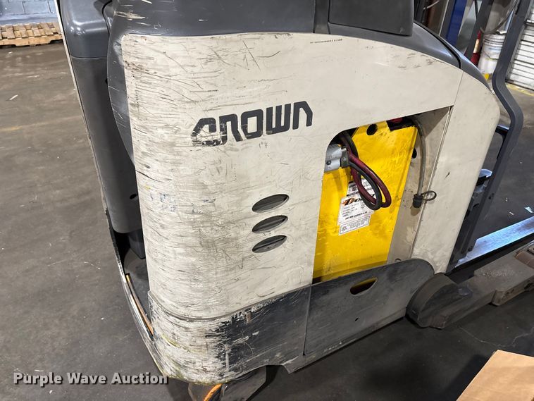 image for item DT2852 2018 Crown RM6025-45 reach truck