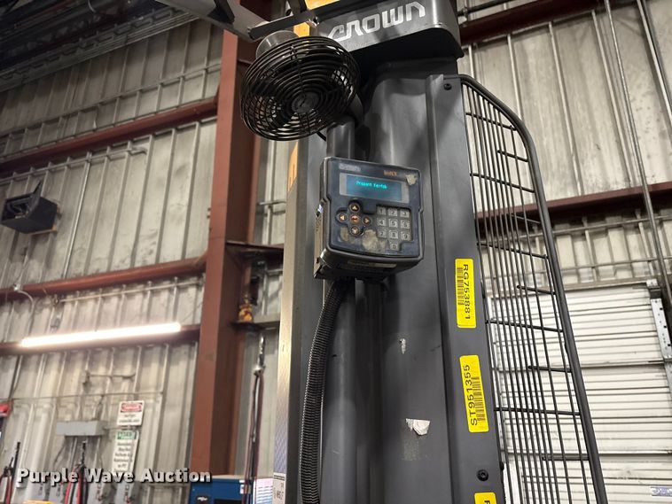 image for item DT2852 2018 Crown RM6025-45 reach truck